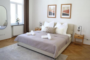 BLOOM - Cozy Apartment, 5 stops to City Center